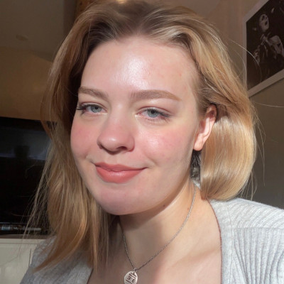 Mød lektiehjælperen Bibi F. - GoTutor